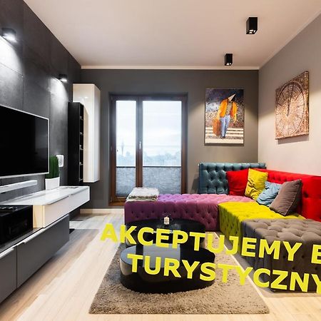 Elegant Business Accommodation With Parking - By Upstairs Krakow Ngoại thất bức ảnh